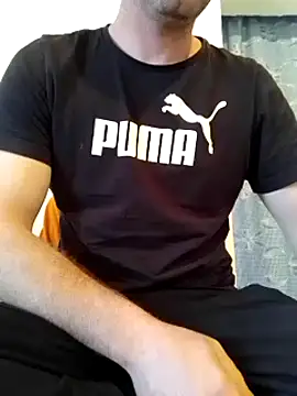 Snapshot of Rolandxxxr chatting on 03.11.25 Rolandxxxr online show from 03.11.25