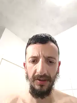 Snapshot of Lore93s chatting on 03.21.25 Lore93s online show from 03.21.25