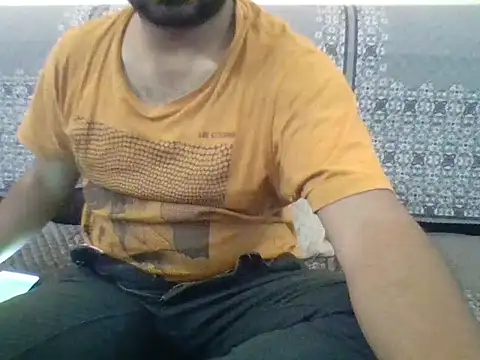 Snapshot of redvelvet_4 chatting on 02.13.25 redvelvet 4 online show from 02.13.25