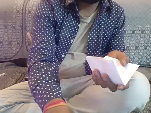 Snapshot of redvelvet_4 chatting on 02.14.25 redvelvet 4 online show from 02.14.25