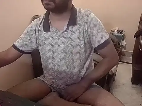 Snapshot of redvelvet_4 chatting on 09.22.25 redvelvet 4 online show from 09.22.25