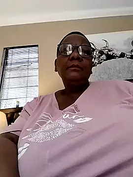 SEXYBOOBSNASS online show from 09.27.25