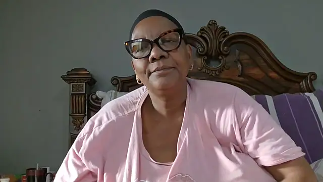 SEXYBOOBSNASS online show from 11.25.25