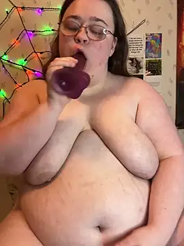 Snapshot of SexyxLexie chatting on 12.29.24 SexyxLexie online show from 12.29.24