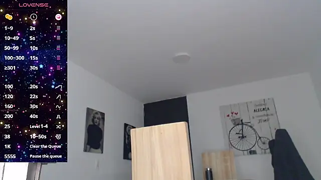 Snapshot of Ferotica_mistress chatting on 01.25.25 Ferotica mistress online show from 01.25.25