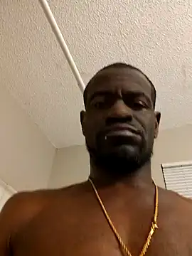 Snapshot of Maculine_Stayr chatting on 12.25.24 Maculine Stayr online show from 12.25.24