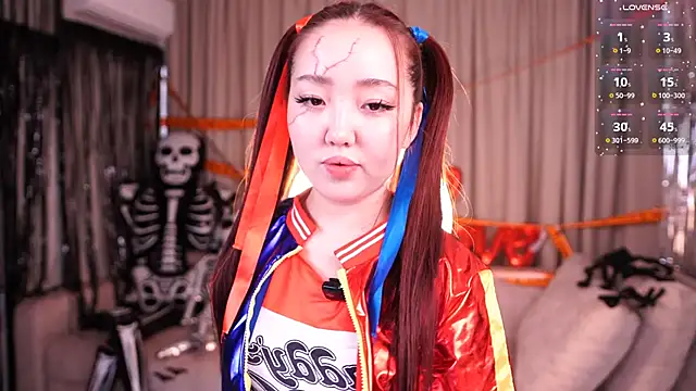 k kimikooo online show from 10.28.25