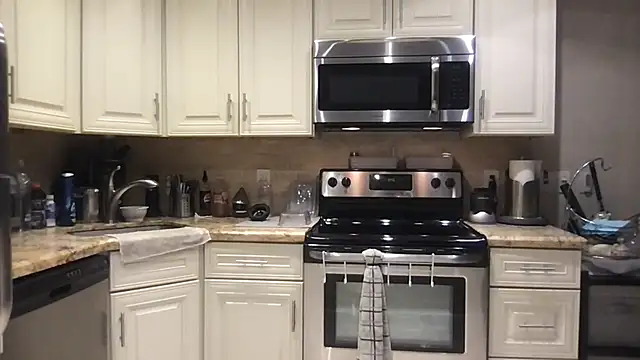 BigGuyMuscle online show from 09.28.25