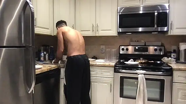 BigGuyMuscle online show from 11.29.25