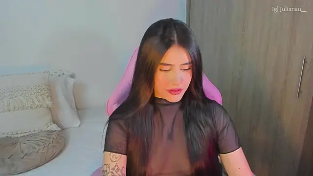 Snapshot of iriswest_ chatting on 03.18.25 iriswest online show from 03.18.25
