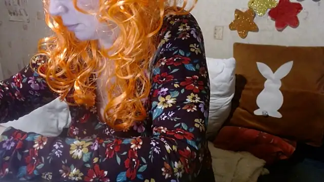 Snapshot of QueenLana chatting on 01.25.25 QueenLana online show from 01.25.25