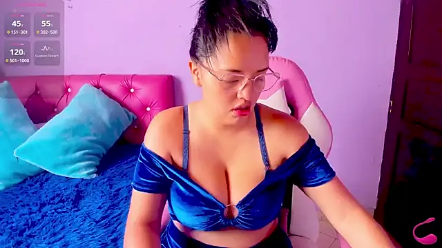 crissn0707 online show from 09.14.25