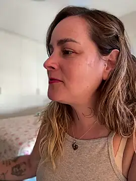 Snapshot of misslulipop chatting on 03.17.25 misslulipop online show from 03.17.25