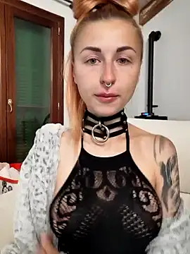 Snapshot of kylie_blck chatting on 03.02.25 kylie blck online show from 03.02.25