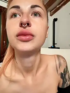 Snapshot of kylie_blck chatting on 03.06.25 kylie blck online show from 03.06.25