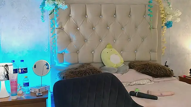 nini love01 online show from 01.23.25