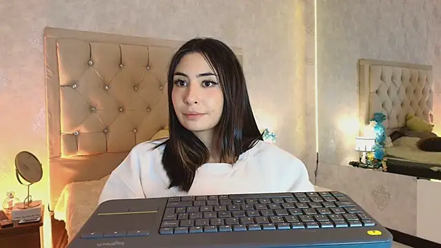 nini love01 online show from 01.24.25