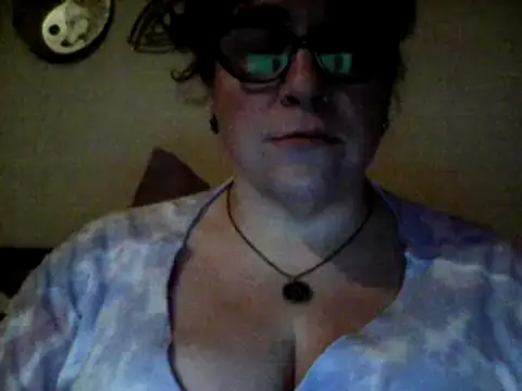 Snapshot of GothyBaby chatting on 01.06.25 GothyBaby online show from 01.06.25