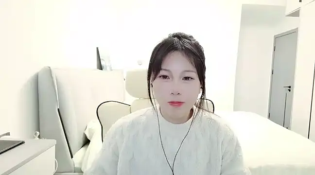 Snapshot of Sunset_glow chatting on 12.02.24 Sunset glow online show from 12.02.24