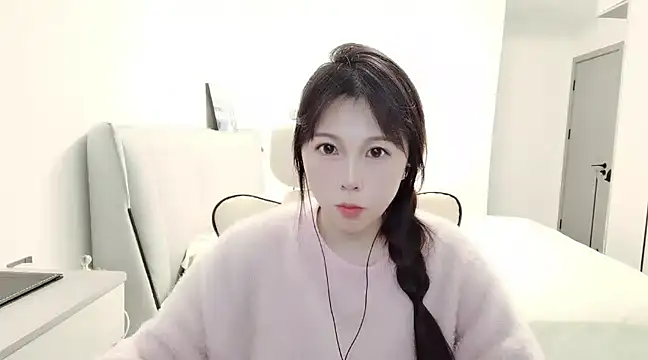 Snapshot of Sunset_glow chatting on 12.02.24 Sunset glow online show from 12.02.24