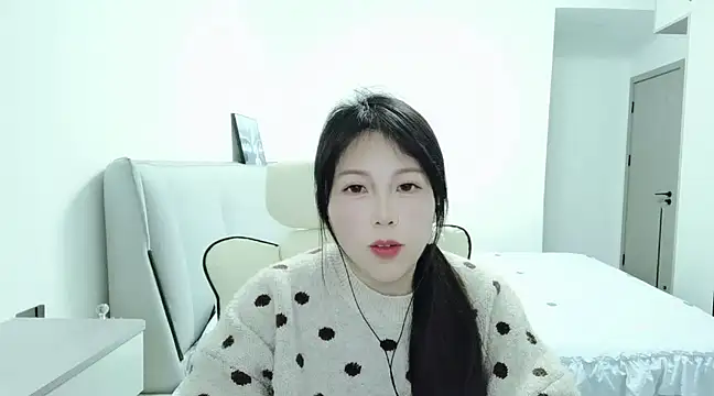 Snapshot of Sunset_glow chatting on 12.27.24 Sunset glow online show from 12.27.24