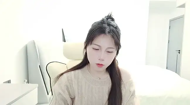 Snapshot of Sunset_glow chatting on 01.15.25 Sunset glow online show from 01.15.25