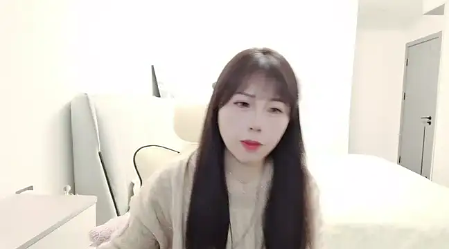 Snapshot of Sunset_glow chatting on 01.15.25 Sunset glow online show from 01.15.25