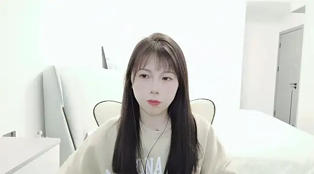 Snapshot of Sunset_glow chatting on 01.17.25 Sunset glow online show from 01.17.25