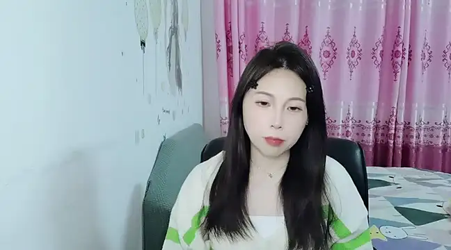 Snapshot of Sunset_glow chatting on 01.23.25 Sunset glow online show from 01.23.25
