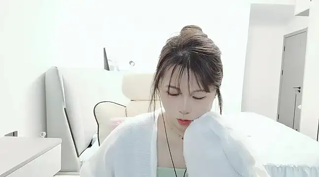 Snapshot of Sunset_glow chatting on 03.15.25 Sunset glow online show from 03.15.25