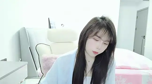 Snapshot of Sunset_glow chatting on 03.21.25 Sunset glow online show from 03.21.25