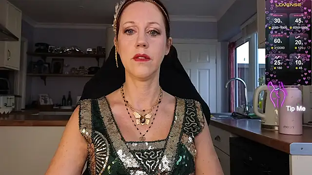 Snapshot of stripmequick chatting on 10.16.25 stripmequick online show from 10.16.25