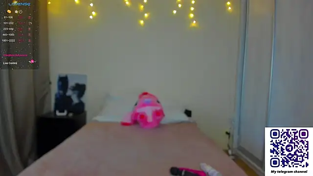 Snapshot of Bella_Foryou chatting on 03.14.25 Bella Foryou online show from 03.14.25