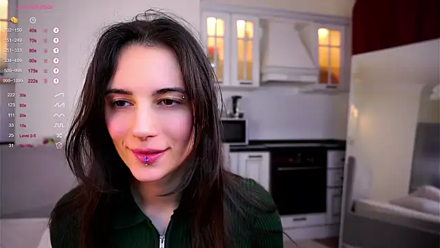 Holla Molly online show from 02.27.25