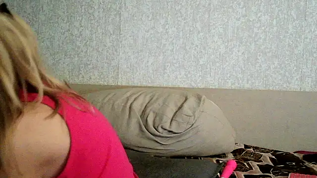 ValeriaLight online show from 10.28.25