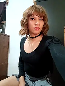 Anna Luisa online show from 10.24.25