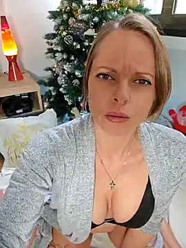 Snapshot of MiLady_Demars chatting on 12.10.24 MiLady Demars online show from 12.10.24