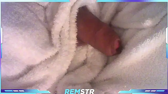 Snapshot of Remstr chatting on 09.18.25 Remstr online show from 09.18.25
