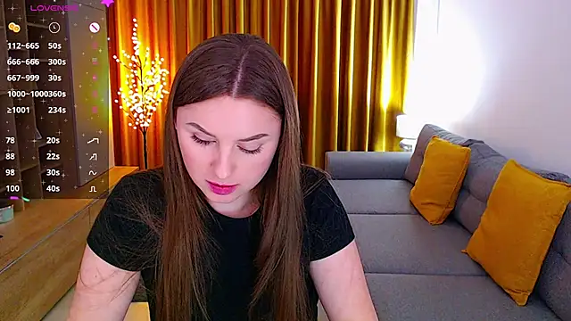  Mia Adams online show from 01.17.25