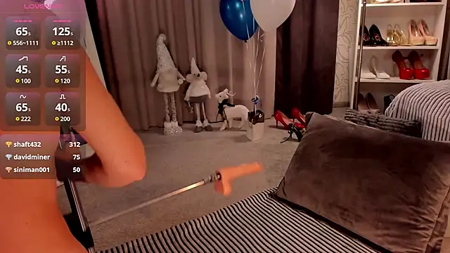 Jullia Moor online show from 01.25.25