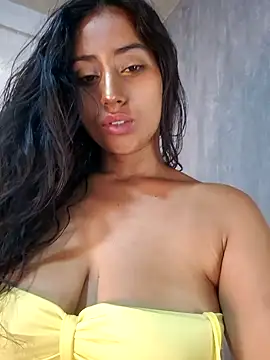 Valentinne z online show from 02.05.25