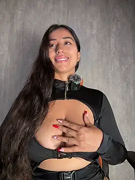 Valentinne z online show from 12.03.25