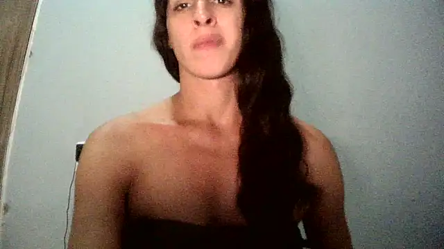 Snapshot of AlexiaDuucan chatting on 01.15.25 AlexiaDuucan online show from 01.15.25