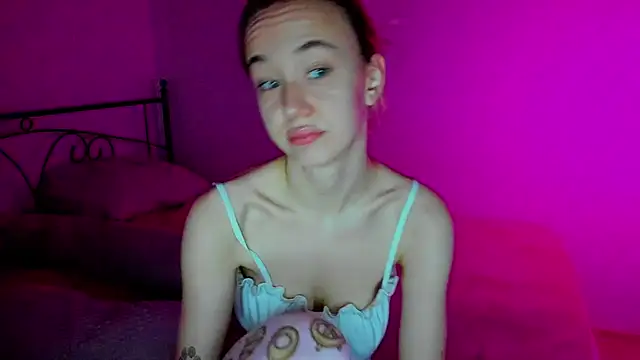 Snapshot of SexyCocobutt chatting on 01.25.25 SexyCocobutt online show from 01.25.25