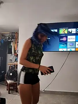 Snapshot of SAT--SU_U chatting on 11.29.25 SAT--SU U online show from 11.29.25