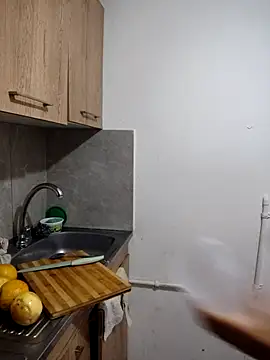 Snapshot of SAT--SU_U chatting on 12.02.25 SAT--SU U online show from 12.02.25