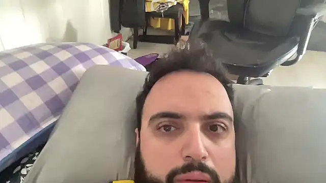 Snapshot of Jonnybigccookk69 chatting on 10.22.25 Jonnybigccookk69 online show from 10.22.25