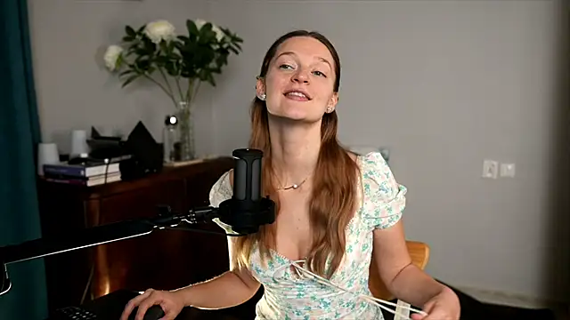 Snapshot of Special___ chatting on 01.07.25 Special online show from 01.07.25