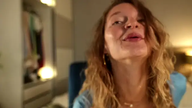 Snapshot of Special___ chatting on 09.28.25 Special online show from 09.28.25