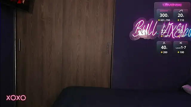 bull vixen2001 online show from 12.13.24